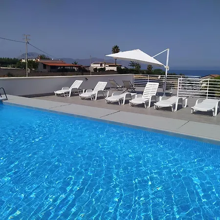 Casa Leandro بيت للعطل باليستراتي