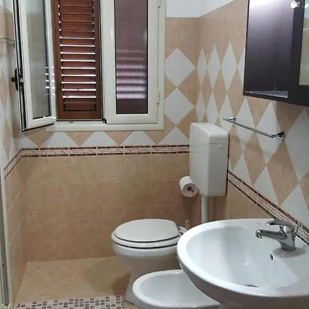 Casa Leandro بيت للعطل