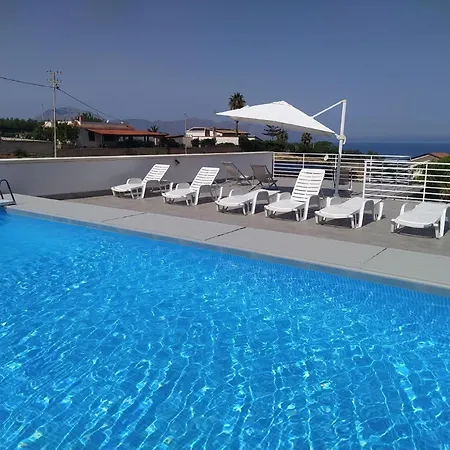 Casa Leandro بيت للعطل باليستراتي
