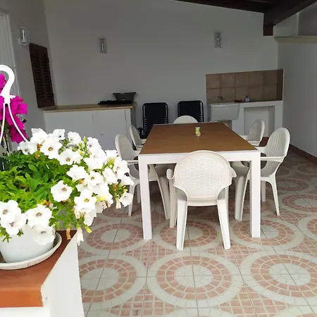 Casa Leandro بيت للعطل
